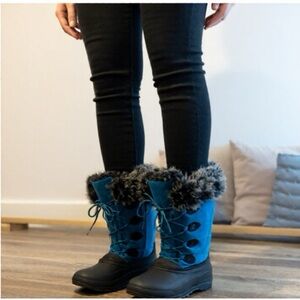 Kamik Kids' Blue and Black Fur-Lined Boots